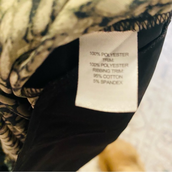 Trouve Snakeskin Print Tuxedo Stripe Jogger Pant - Picture 5 of 5